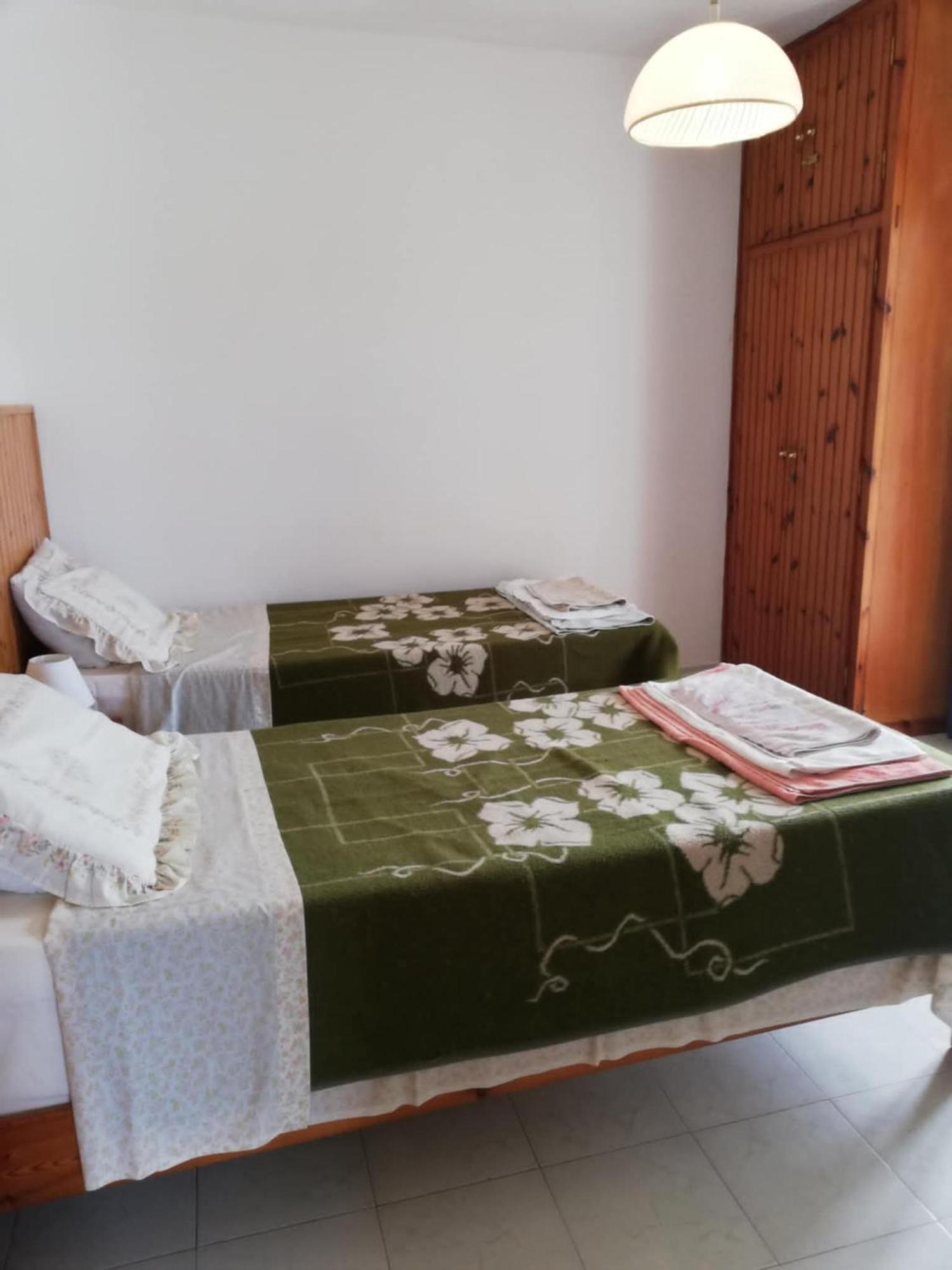 Lakis Apartments Ахарави Екстериор снимка